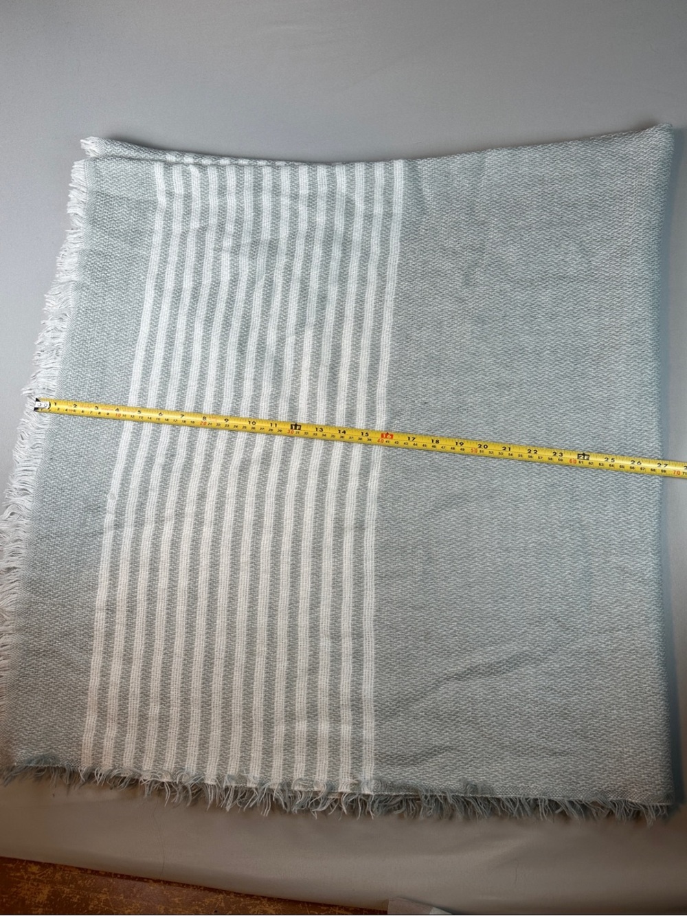 Womens Oversized Stripe Blanket Scarf Large Gray White Wrap Shawl 54x54 - Picture 3 of 4